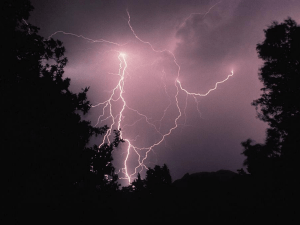Lightning i